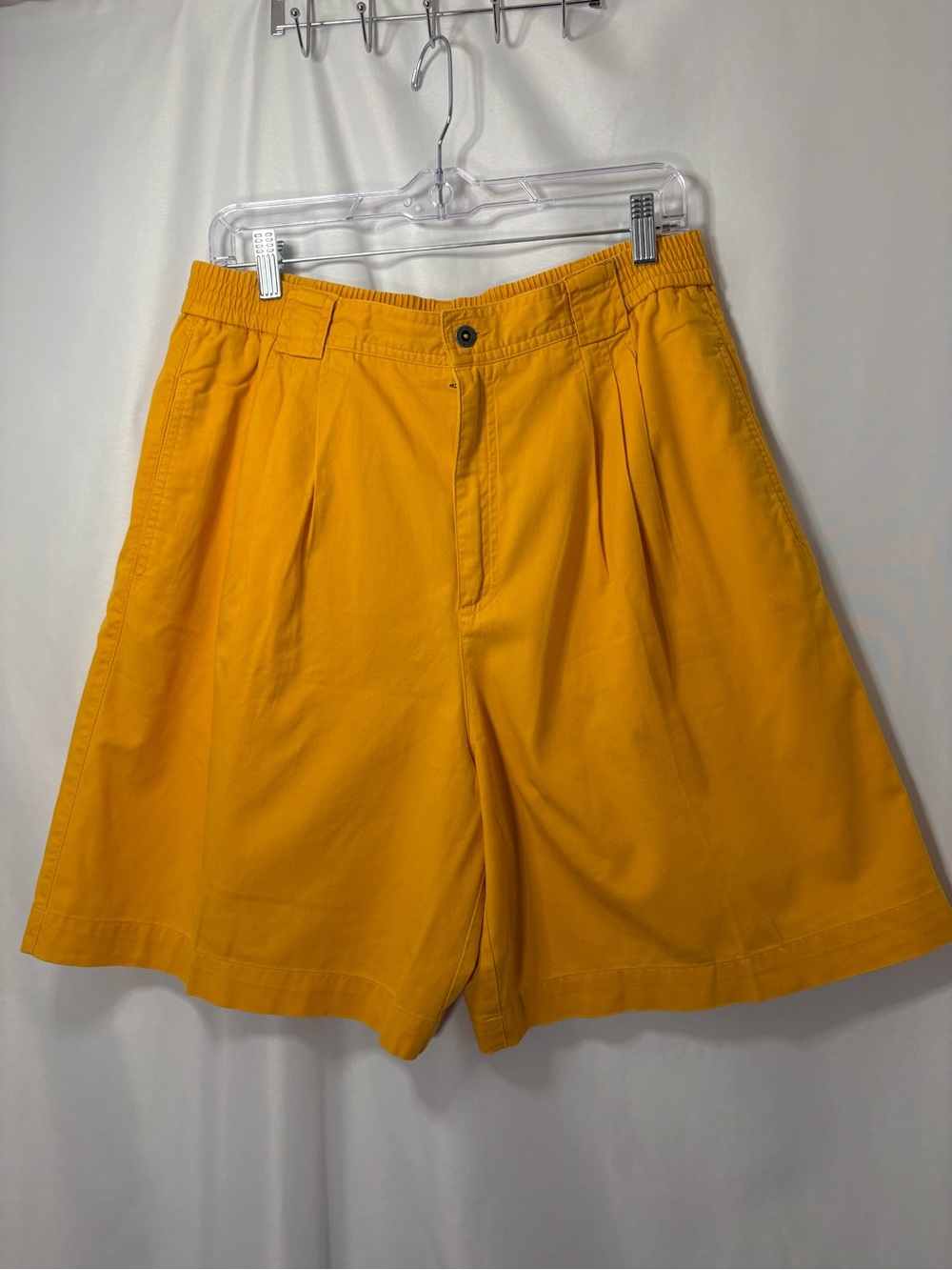 Vintage Lizsport High Waist Wide Leg Yellow Women’s Shorts Size 12